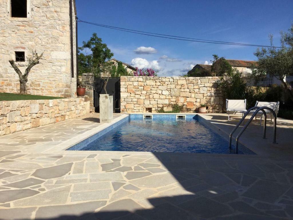 Kaštelir Villa Sterna מראה חיצוני תמונה